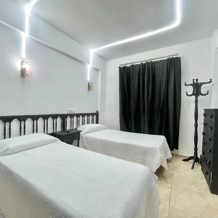 Marques De Comillas Appartement *